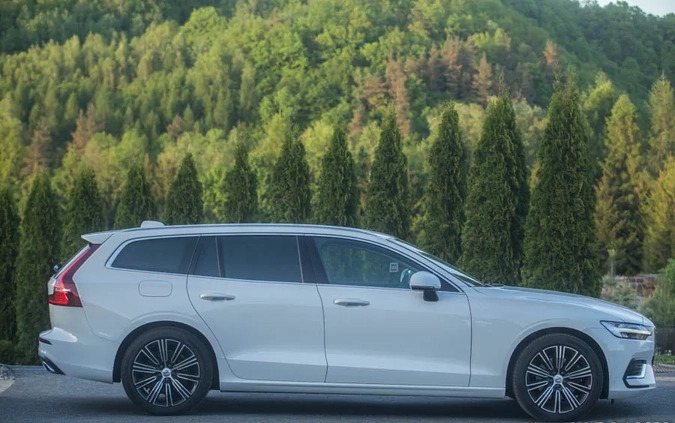 Volvo V60 cena 106764 przebieg: 151231, rok produkcji 2020 z Ożarów Mazowiecki małe 631